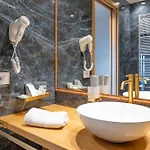 Hotel 501 4*