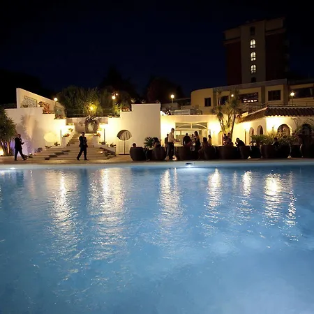Hotel 501